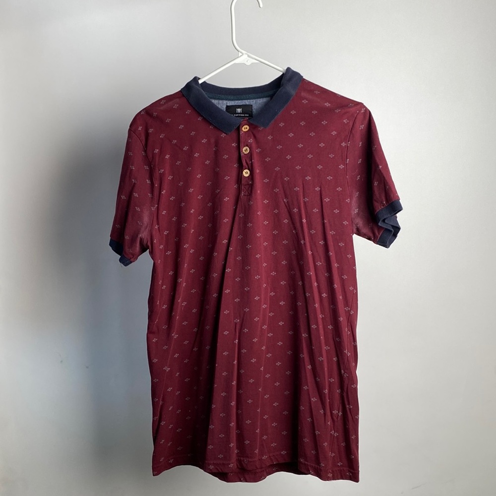 Red patterned polo